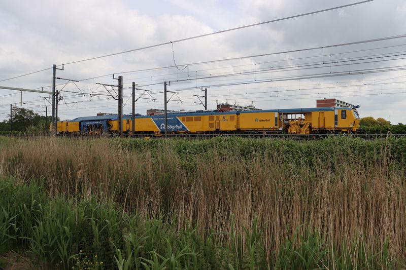 De nieuwe stopmachine van VolkerRail voor de eerste keer ingezet